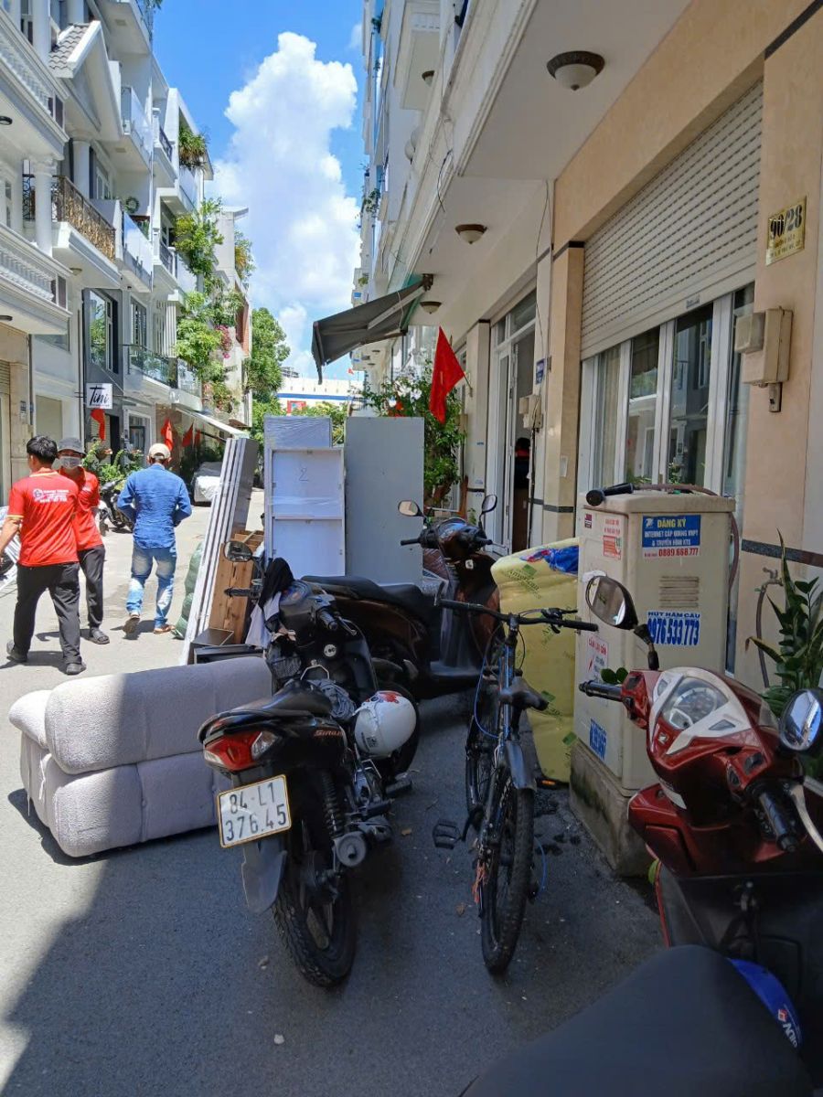 Chuyển văn phòng trọn gói HCM