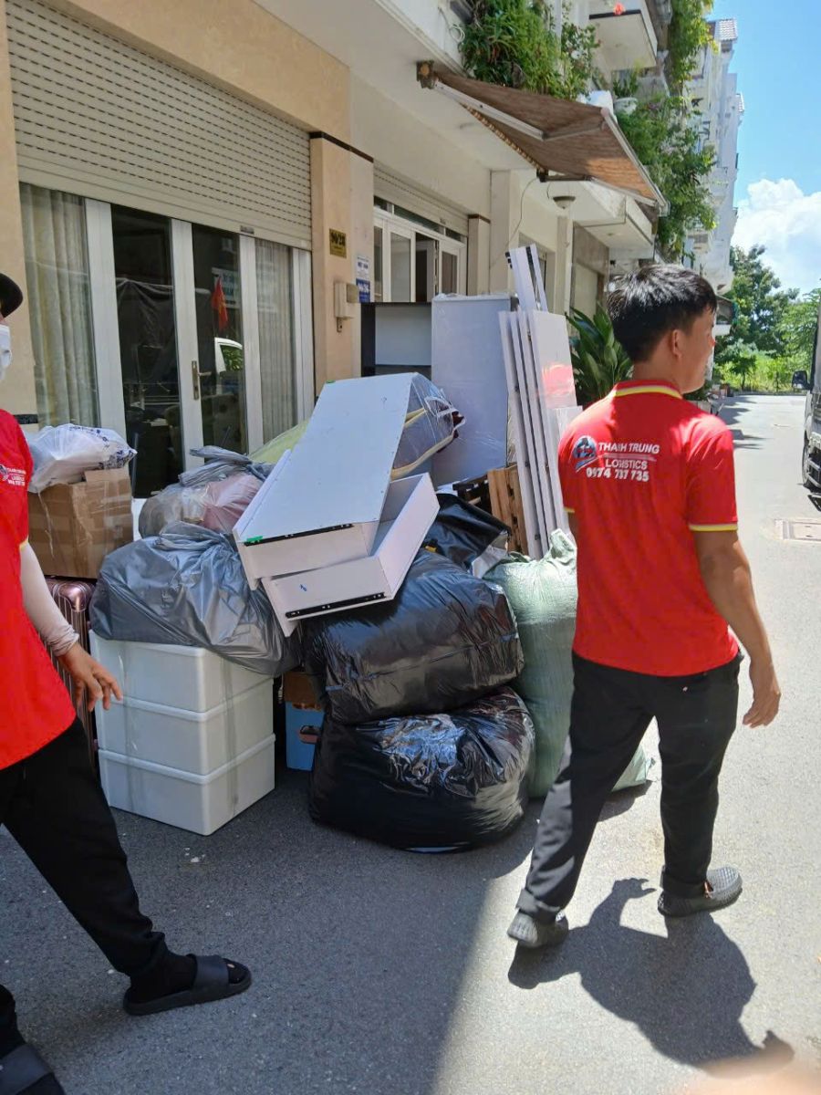 chuyển văn phòng trọn gói quận 8