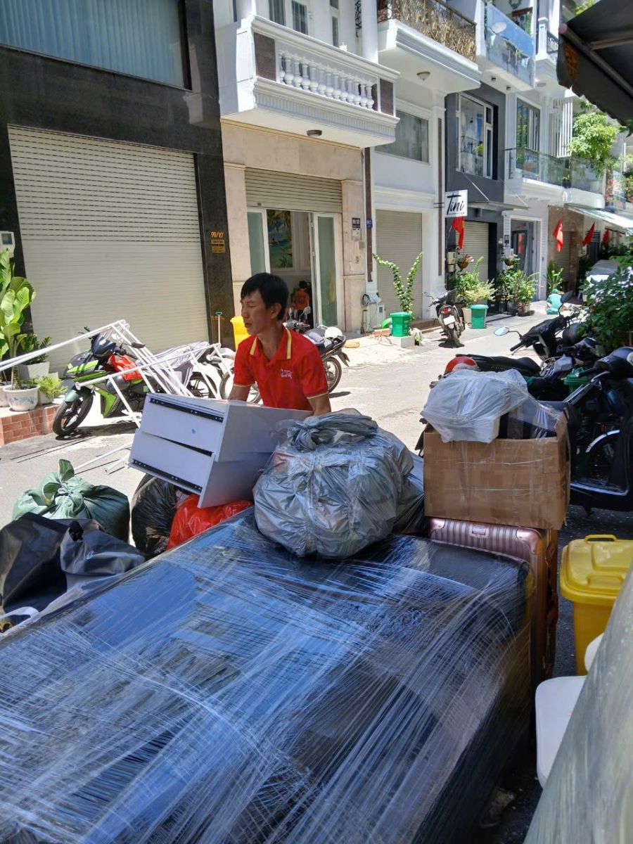 chuyển văn phòng trọn gói Tân Phú