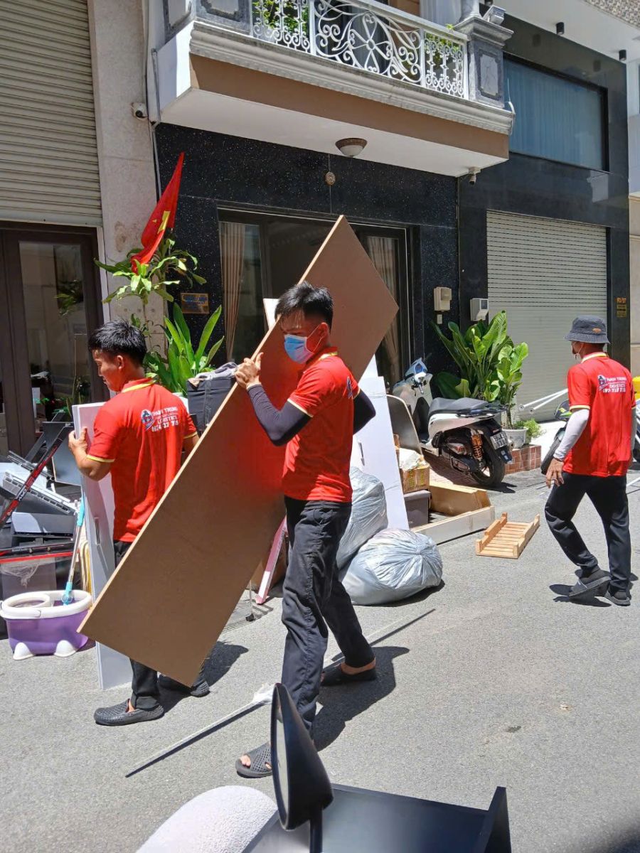 chuyển văn phòng trọn gói quận 4