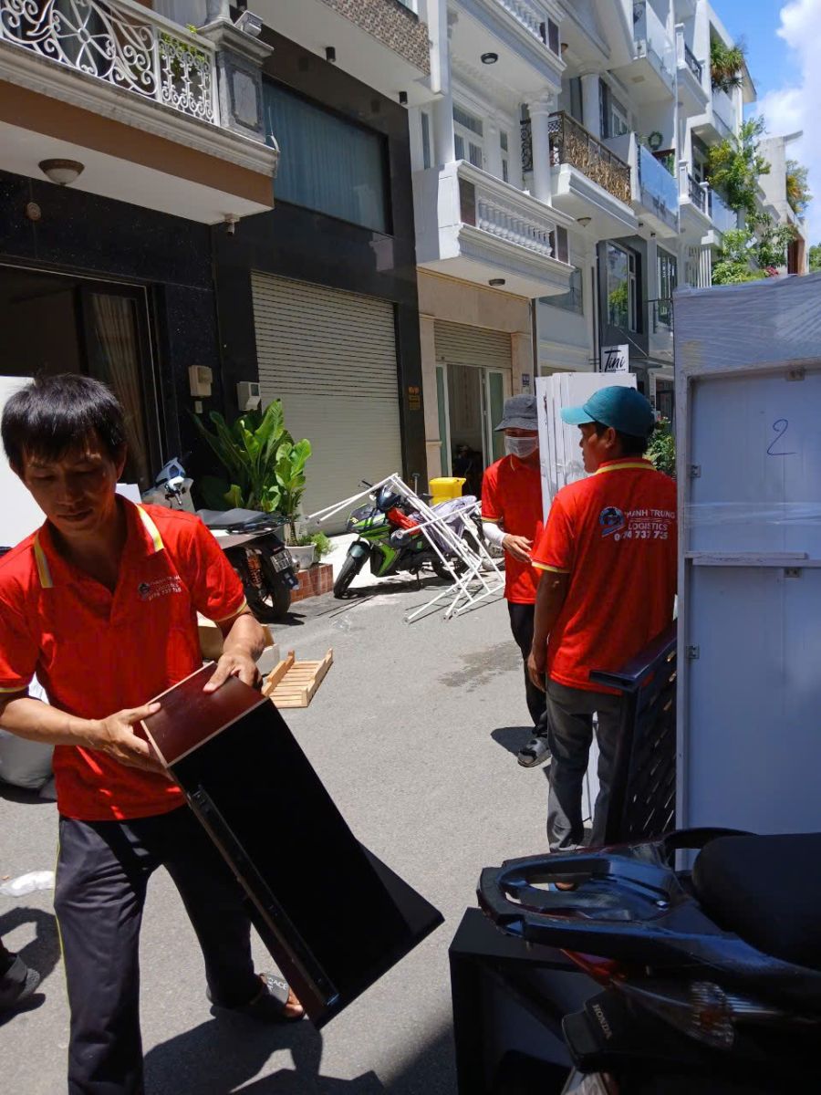 chuyển văn phòng trọn gói quận 8