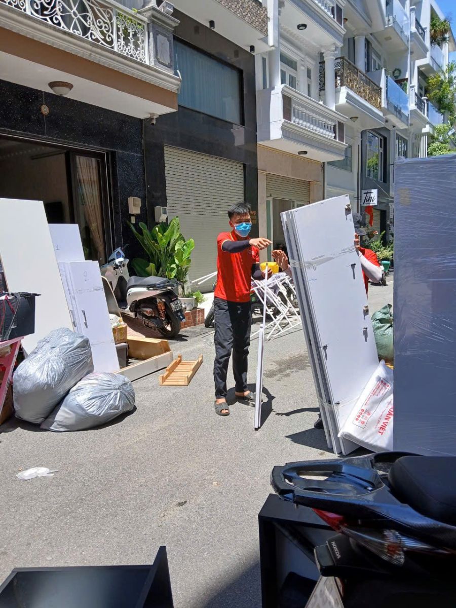 Chuyển văn phòng trọn gói HCM