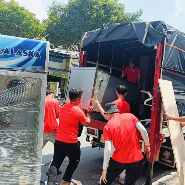 Th&agrave;nh Trung Moving